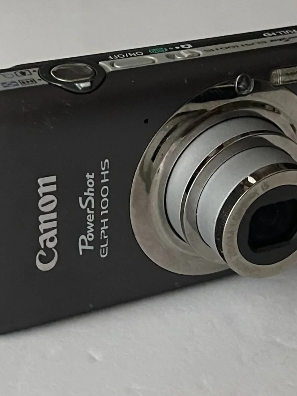 Canon PowerShot ELPH 100 HS